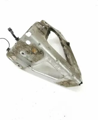 Audi A6 S6 C6 4F Fender mounting bracket 4F0821135B