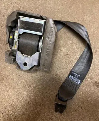 Volvo XC60 Rear seatbelt 39838361