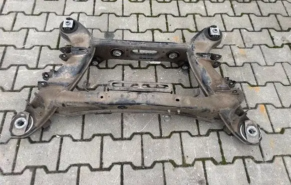 Mercedes-Benz E W212 Rear axle beam 