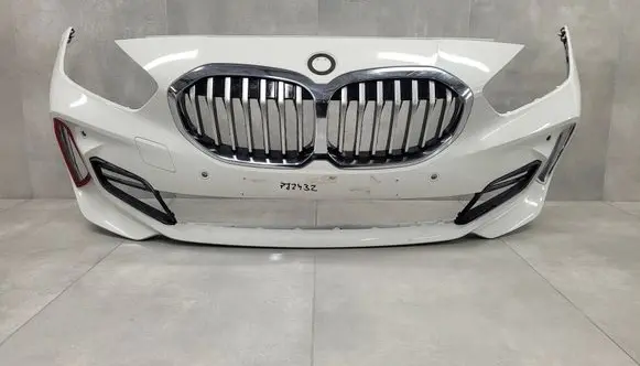 BMW 1 F40 Front bumper 51118070928 5111 8070928
