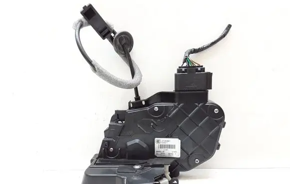 Volvo V70 Rear door lock 31253921