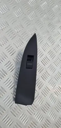 Toyota RAV 4 (XA30) Quarter vent window switch 