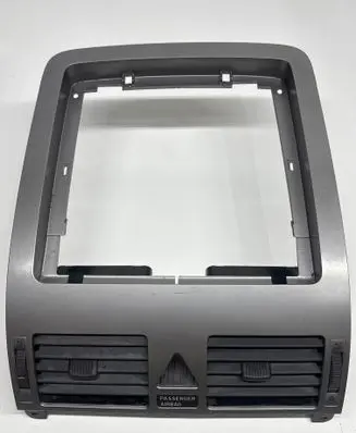 Volkswagen Touran I Dash center air vent grill 1T1819728C