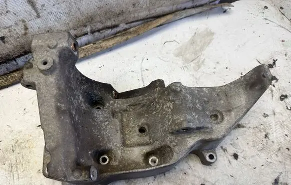 BMW X1 E84 Generator/alternator bracket 13992010