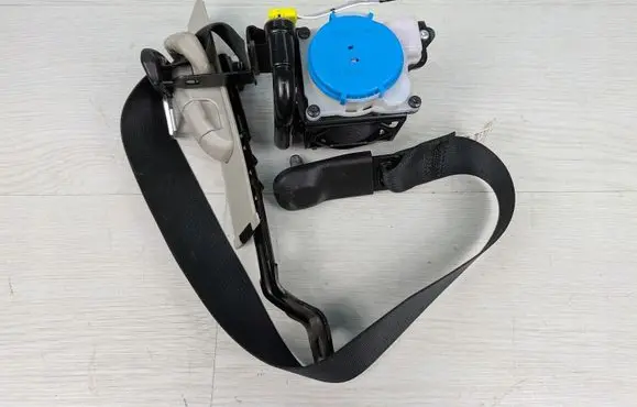 Mazda 6 Front piece kit 0589P1000146