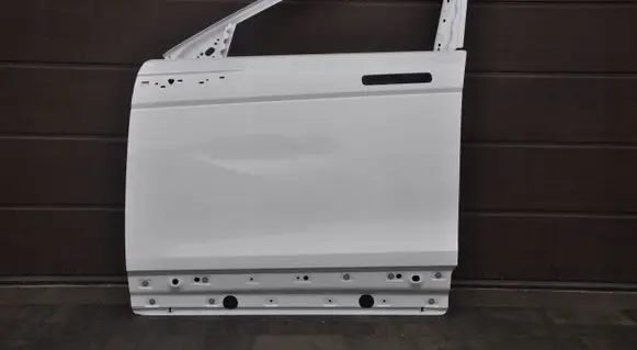 Land Rover Evoque II Front door