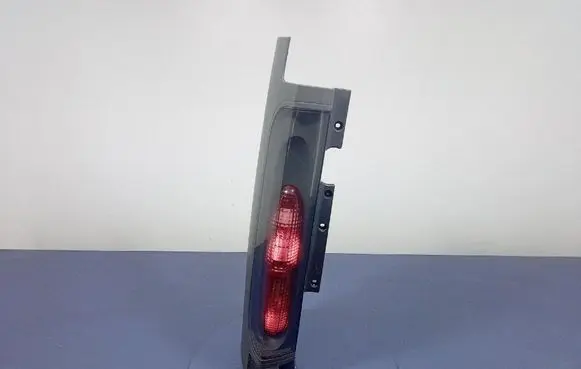 Opel Vivaro Rear/tail lights 