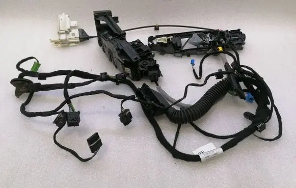 Mercedes-Benz S AMG W222 Front door lock A0997207000