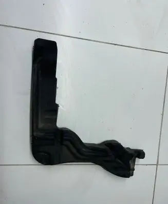 Peugeot 308 Other engine bay part 9677265180