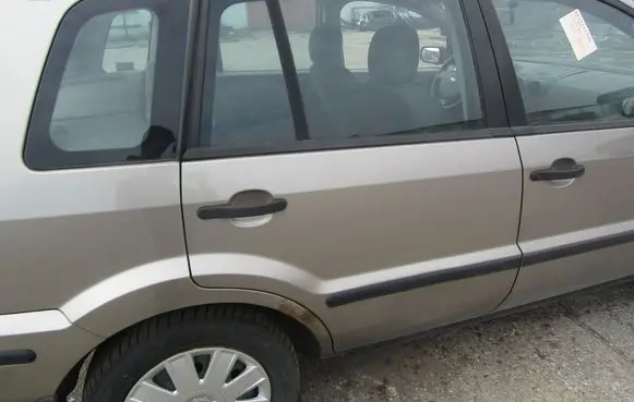 Ford Fusion Rear door 