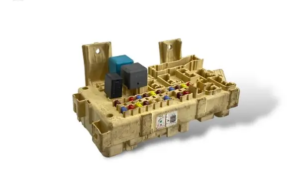 Toyota Avensis T250 Fuse module 82641CA020F K5362 05012022534501