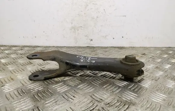 Jeep Cherokee Sway bar bush bracket, rear 0124