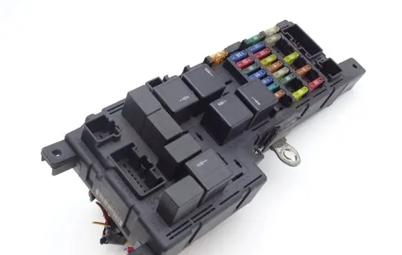 Volvo S60 Fuse module 518717004