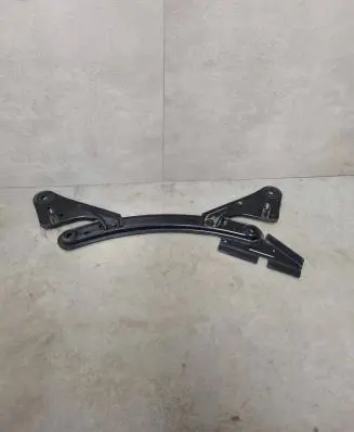 Volvo V40 Other front suspension part AV61101A80AF AJFXA02131