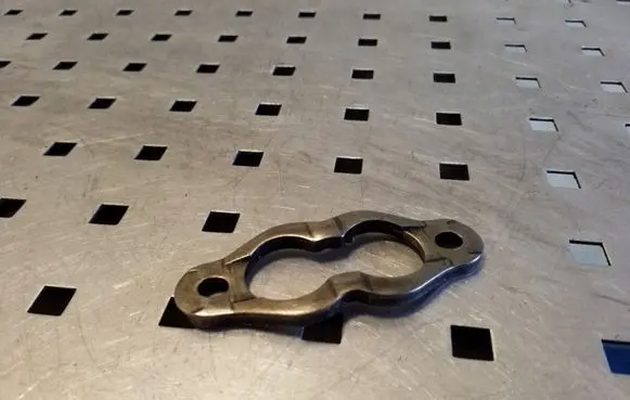 Volkswagen Tiguan Fuel Injector clamp holder