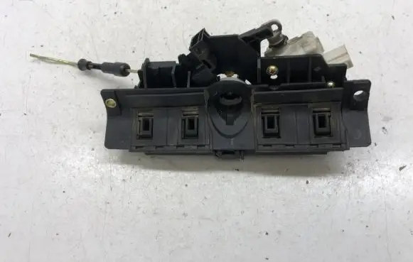 Audi A6 S6 C5 4B Tailgate/trunk/boot exterior handle 8D9827565H 4B0827565H