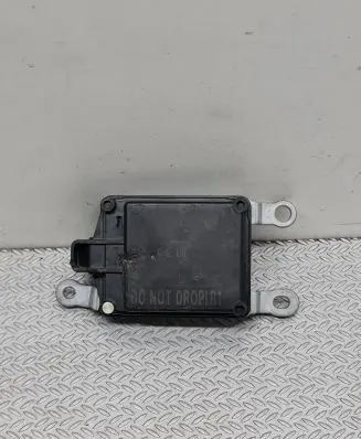 Renault Captur II Distronic sensor radar 284476193R 4057146068 A2C77307906000