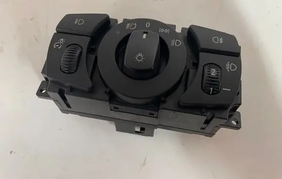 BMW 5 E60 E61 Light switch 6953739