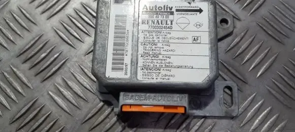 Renault Trafic I Airbag control unit/module 7700302454D 550407300
