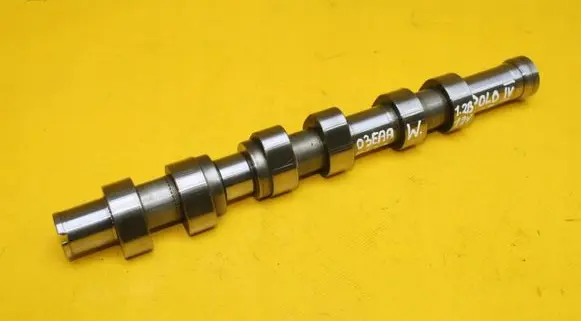 Volkswagen Polo IV 9N3 Camshaft 