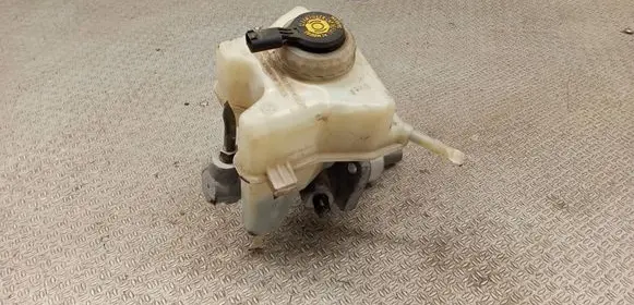 BMW X5 E53 Master brake cylinder 