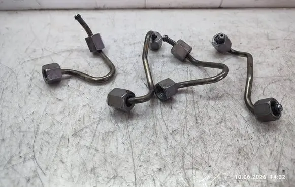 BMW X4 F26 Fuel line pipe