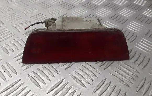 Nissan Micra Third/center stoplight