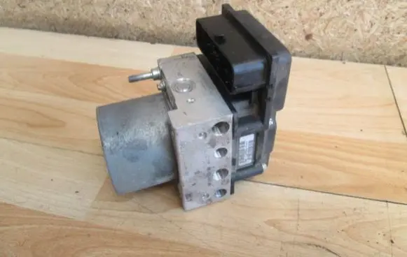 Citroen C4 I Picasso ABS Pump