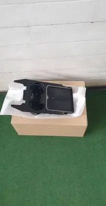 BMW i5 G60 Cup holder front 5A854F7