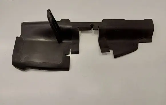 Audi A3 S3 8P Intercooler air guide/duct channel 8P0121283E