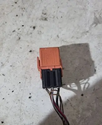 BMW 5 E60 E61 Other relay 1742690 1263 V23134E52X34