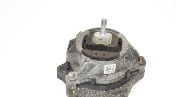 BMW 1 F20 F21 Engine mount bracket 6859411