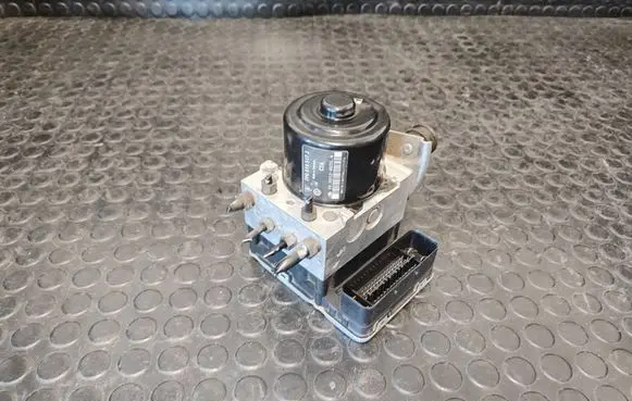 Volkswagen Touareg II ABS Pump 7P0907379J 7p0614517J