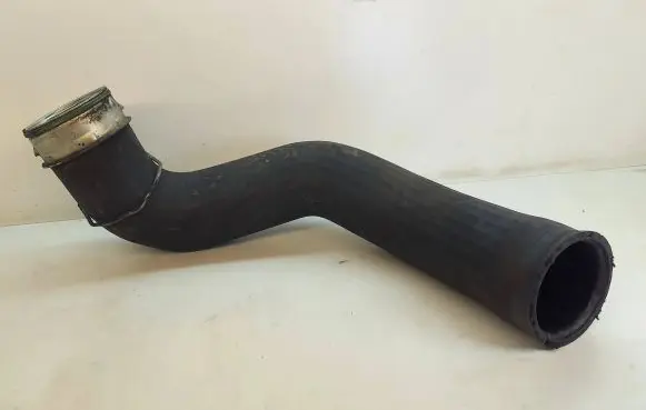 Mercedes-Benz ML W164 Intercooler hose/pipe A1645281582