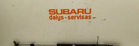 Subaru Forester SF Tailgate/trunk strut/damper