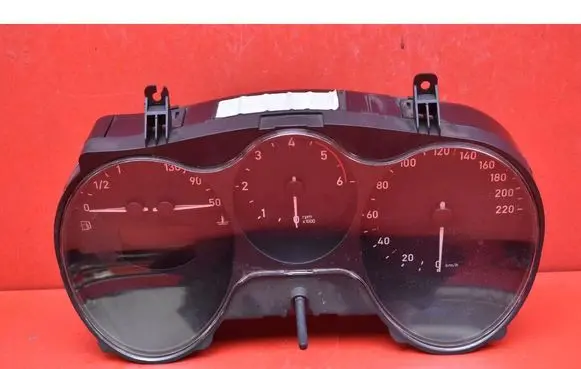 Seat Altea XL Speedometer (instrument cluster) 5P0920822G