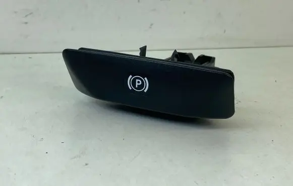 Mercedes-Benz C W204 Hand brake release handle A2044270020