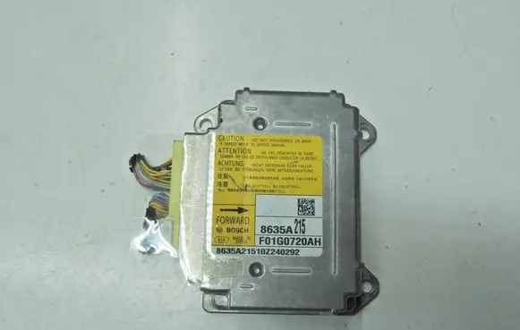 Mitsubishi ASX Airbag control unit/module 8635A215 F01G0720AH