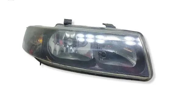 Seat Leon (1M) Headlight/headlamp 1M1941002BKASACJA 1M1941002B
