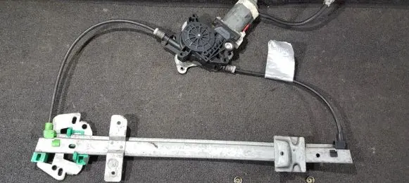 Rover 620 Sliding door window regulator with motor