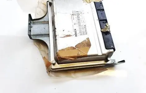 Toyota Yaris Engine control unit/module 0281011651 89661-0d171