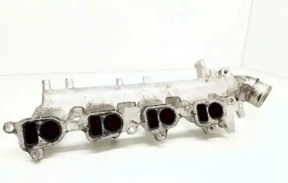 Nissan Primera Intake manifold 14001AW400 3106261
