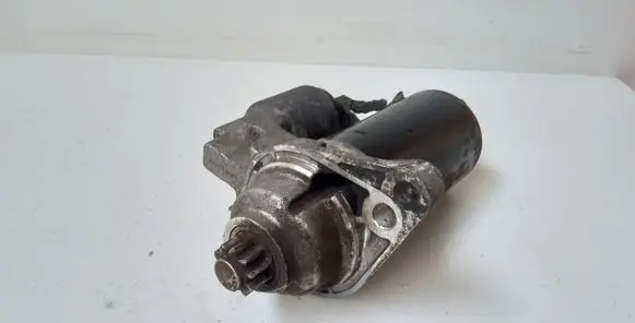 Volkswagen Caddy Starter motor 005831311 0001123012