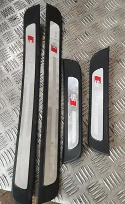 Audi A5 8T 8F Other sill/pillar trim element 8t8853373a