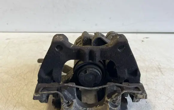Audi Q2 - Rear brake caliper 5Q0615406