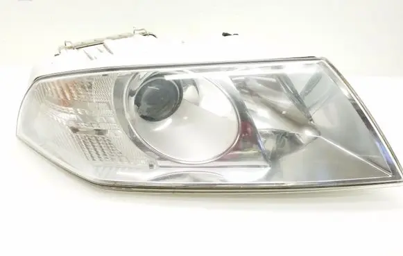 Skoda Octavia Mk2 (1Z) Headlight/headlamp