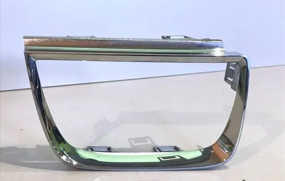 Chevrolet Camaro Rear/tail light trim molding 92198053
