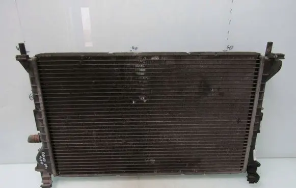 Ford Focus Coolant radiator 98AW8K160PF
