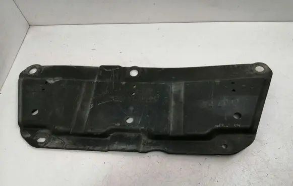 Toyota Prius (XW30) Engine splash shield/under tray 5144212270