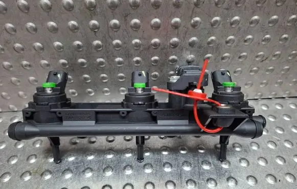 Dacia Duster II LP gas injectors set S27624731 175230842R